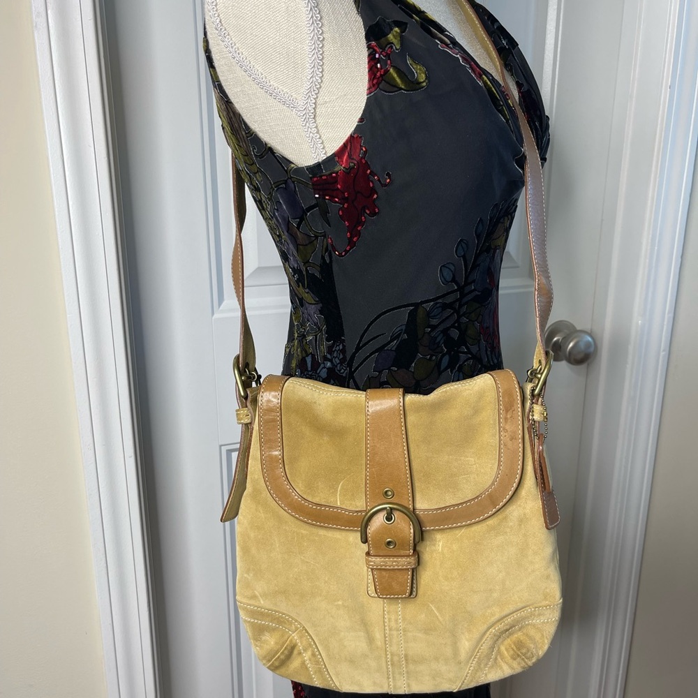 Y2K COACH SOHO FLAP CROSS BODY BAG